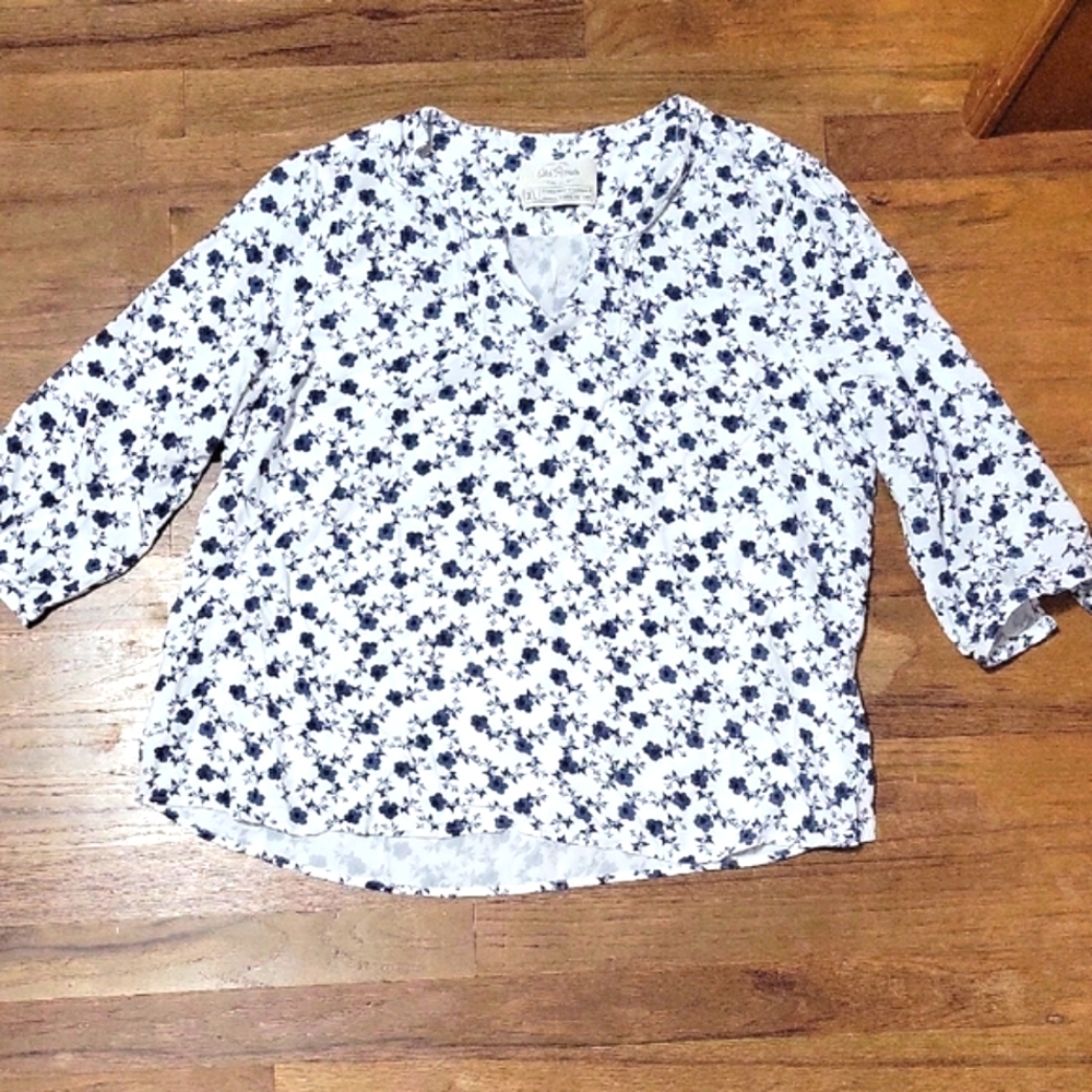 🔵3/$13 Old Ranch Soft Blouse
